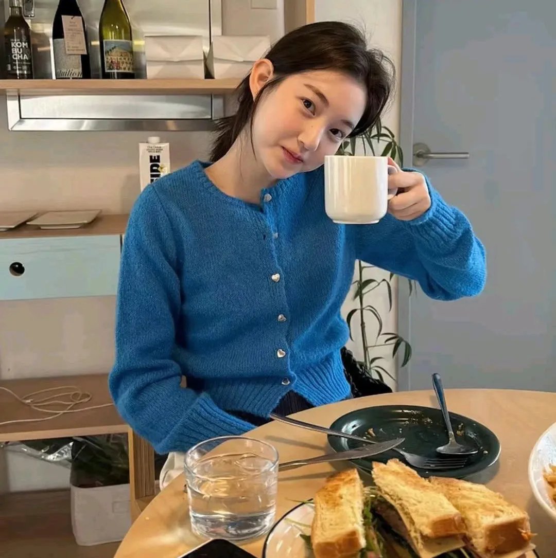 校对女孩河野悦子 封面